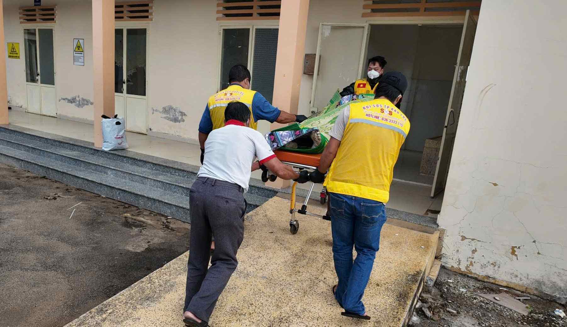 Sau nhiều ngày đuối nước mất tích trên đập thủy điện Đasiat thi thể nạn nhân được tìm thấy. Ảnh: Người dân cung cấp 