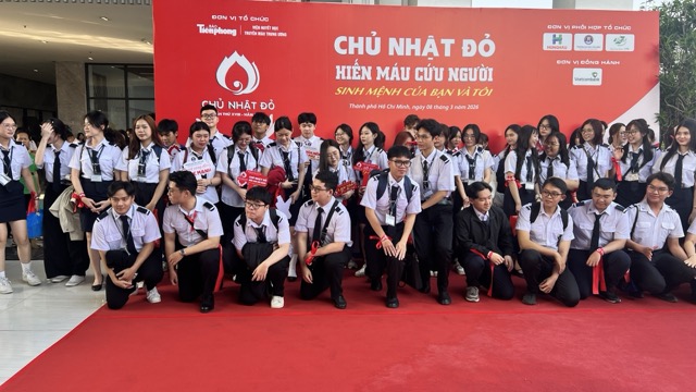 Theo Thứ trưởng Nguyễn Tri Thức, thanh niên và sinh viên vẫn là lực lượng nòng cốt trong phong trào hiến máu tình nguyện. Ảnh: Nguyễn Ly 