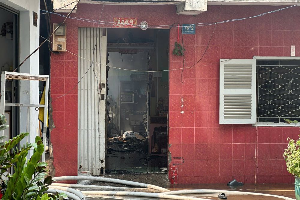 Hiện trường vụ cháy. Ảnh: Hoàng Chinh