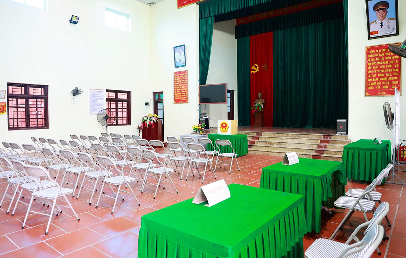 Công tác chuẩn bị cho bầu cử tại cơ sở được thực hiện nghiêm túc, đúng quy định và tiến độ đề ra. Ảnh: Dương Thủy  