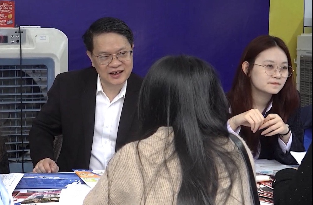 TS Vũ Văn Ngọc – Viện trưởng Viện Đào tạo Tiên tiến, Chất lượng cao và POHE, Đại học Kinh tế Quốc dân. Ảnh: Tường Vân