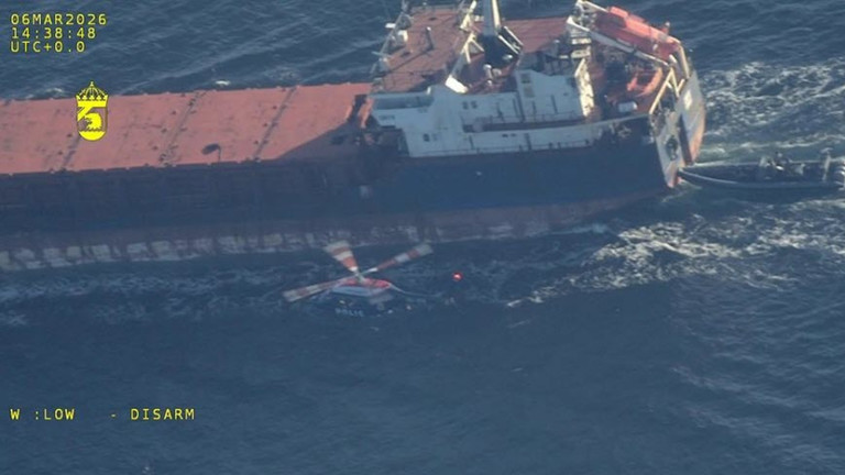 Sweden blocks cargo ship Caffa, interrogates 10 Russian sailors. Photo: Swedish Coast Guard