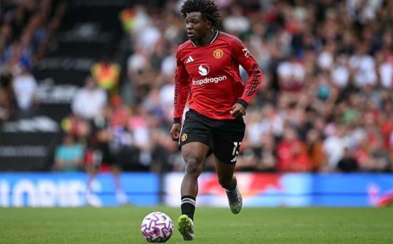 Vắng Patrick Dorgu là mất mát quá lớn với Man United. Ảnh: AFP