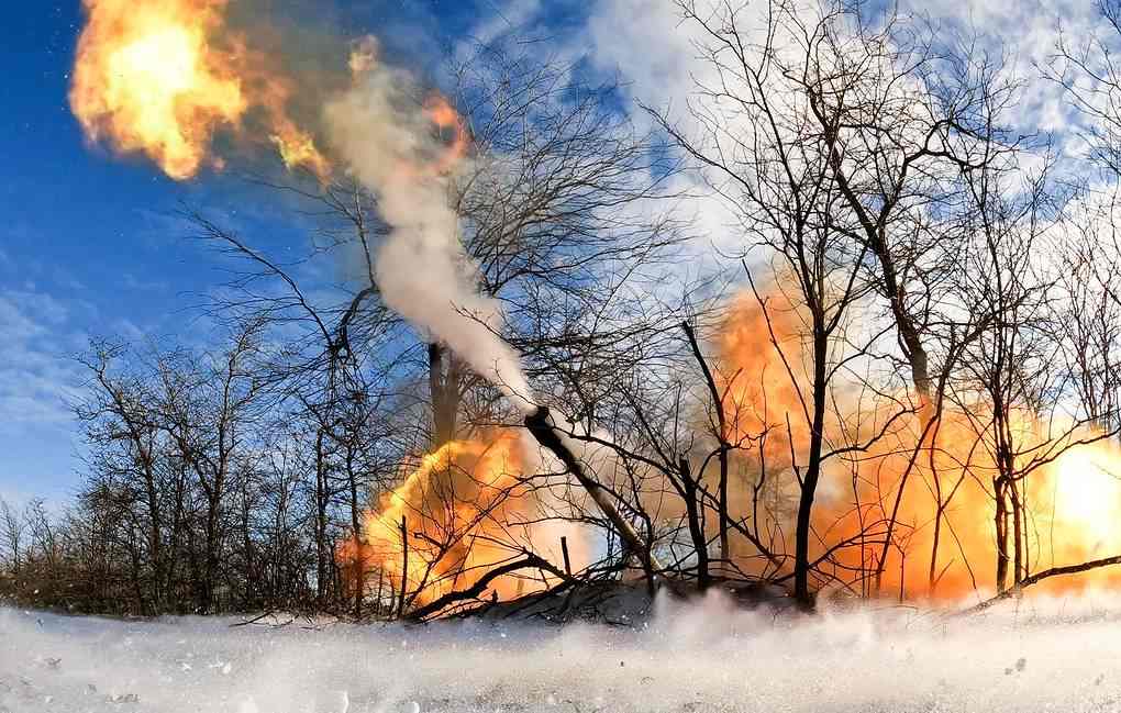 Nga tấn công các cơ sở năng lượng phục vụ quân đội Ukraina. Ảnh: TASS