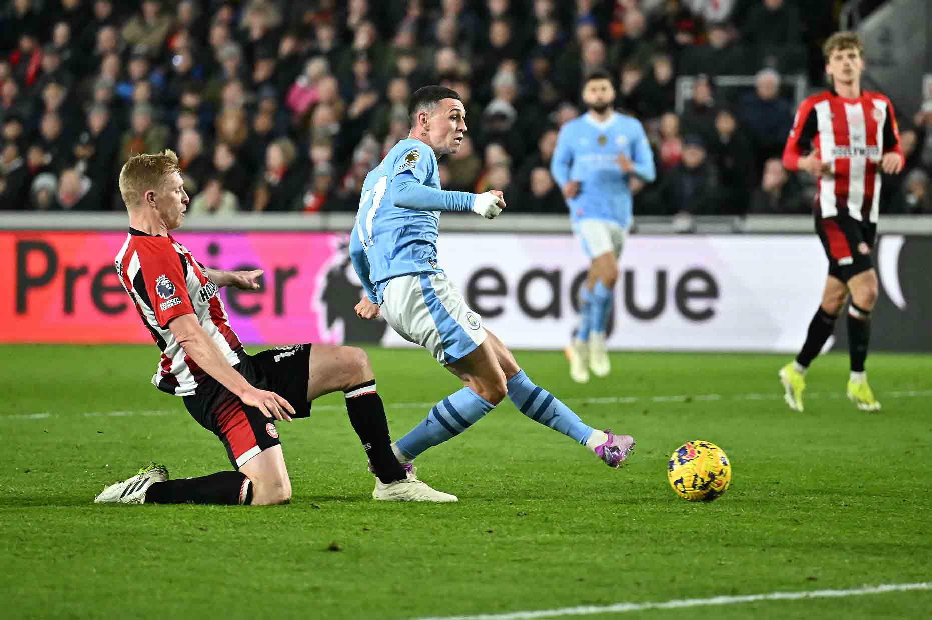 Nếu không sớm lấy lại phong độ, Foden có thể không được triệu tập vào đội hình tuyển Anh tham dự World Cup 2026. Ảnh: AFP