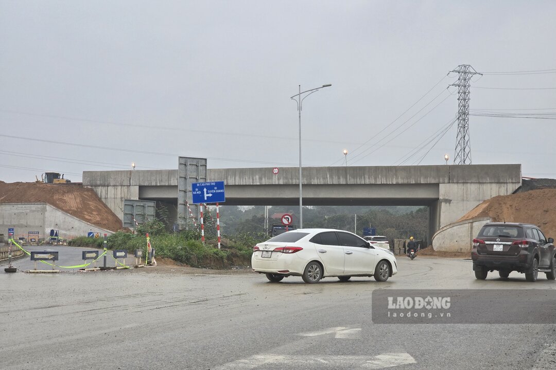 Provincial road 315B overpass on the road connecting 2 expressways in Phu Tho. Photo: To Cong