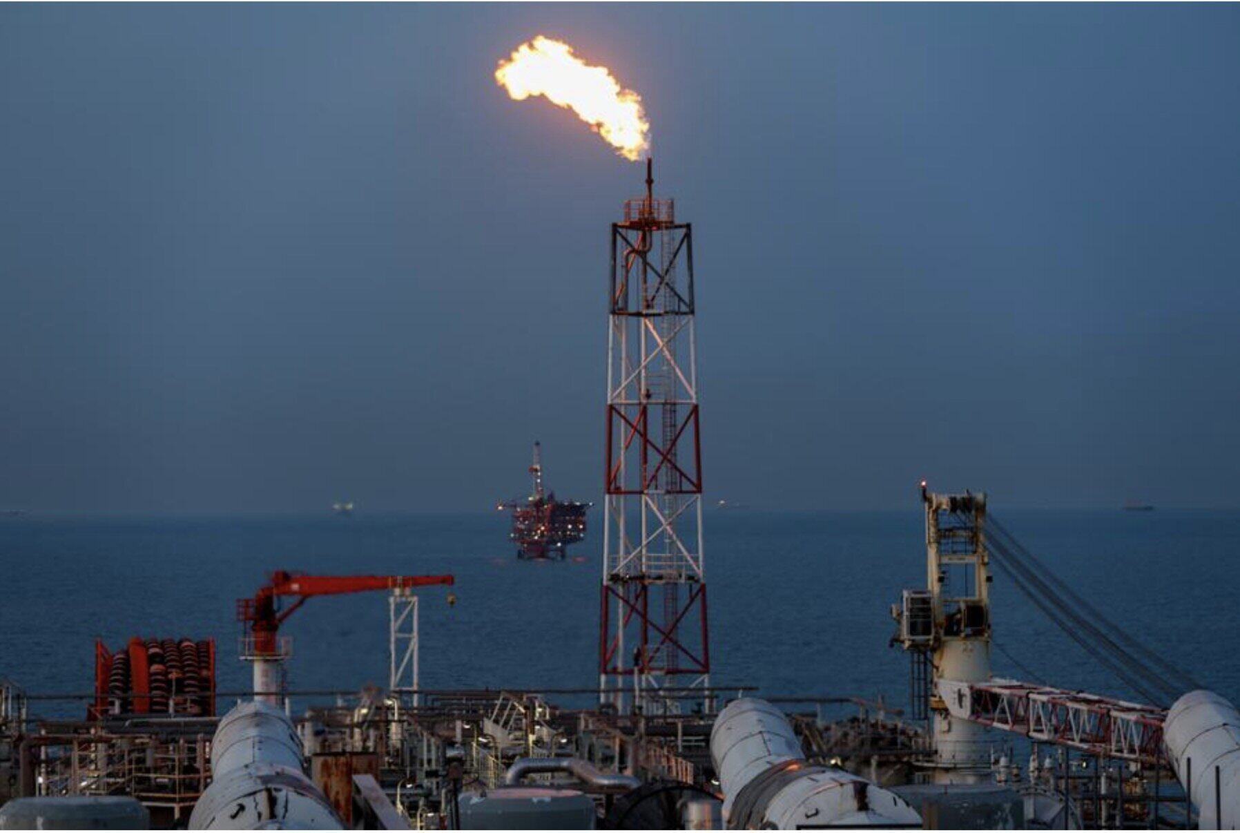 World oil prices soar while the conflict in the Middle East continues. Photo: Xinhua