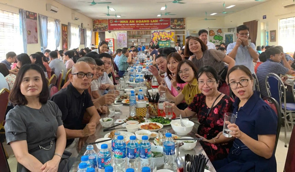 Hiện, 21/21 đơn vị thuộc Công đoàn Giáo dục Việt Nam thương lượng thành công nâng giá trị bữa ăn ca lên mức tối thiểu 25.000 đồng/suất. Ảnh: CĐGDVN