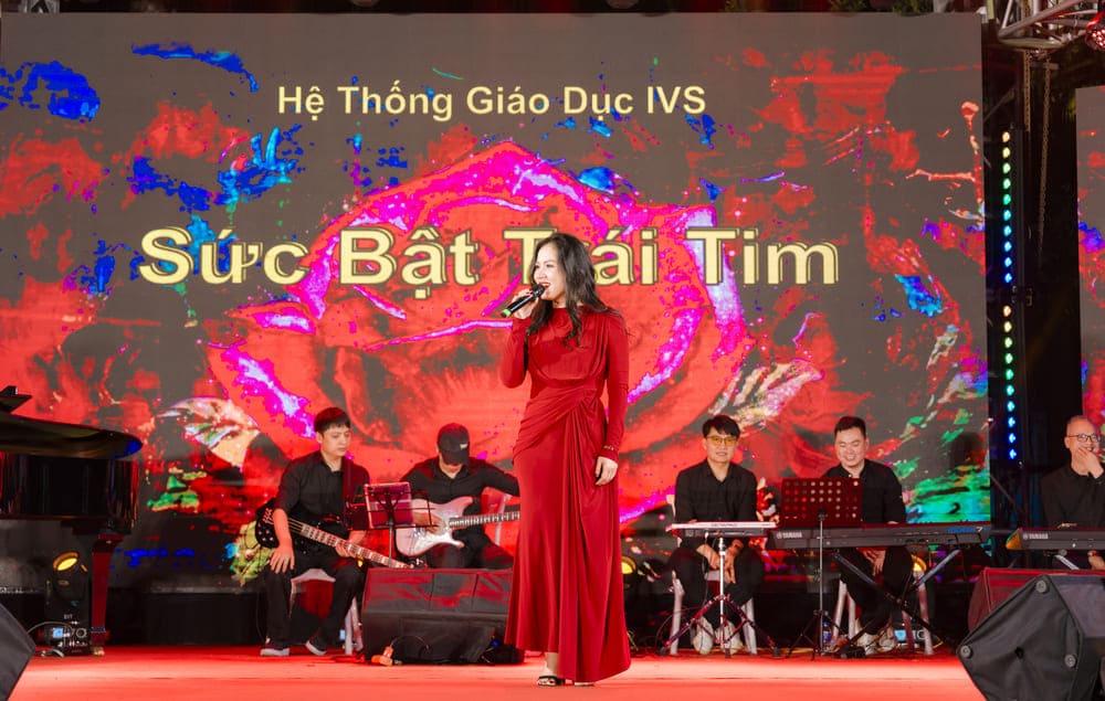 Ca sĩ Ngọc Trâm 