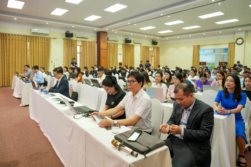 The Vietnam Bank Union organizes a training course "AI Practice - Improving Trade Union Communication Efficiency" for upper-level trade union officials directly at the grassroots level and grassroots trade unions throughout the system. Photo: Bank Union