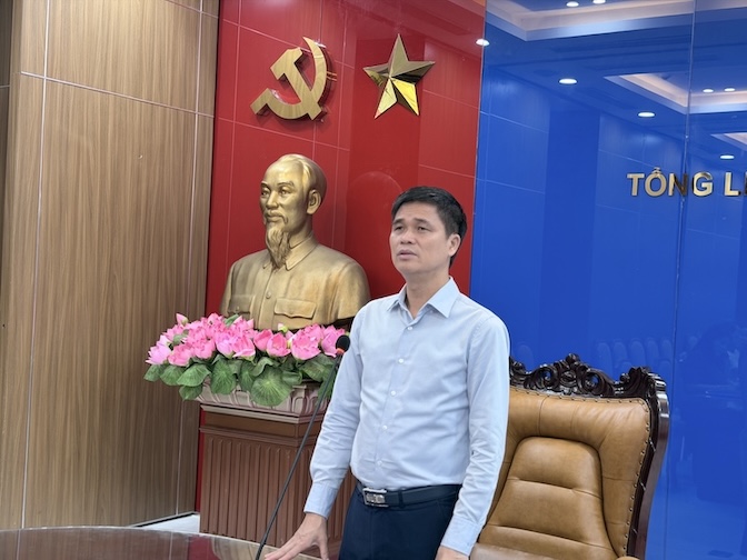 Ông Ngọ Duy Hiểu – Phó Bí thư Thường trực Đảng ủy, Phó Chủ tịch Tổng LĐLĐVN phát biểu khai mạc Hội thảo. Ảnh: Phương Mai