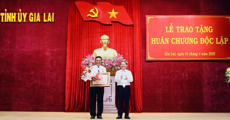 Gia Lai trao Huân chương Độc lập hạng Ba cho ông Lê Kim Toàn