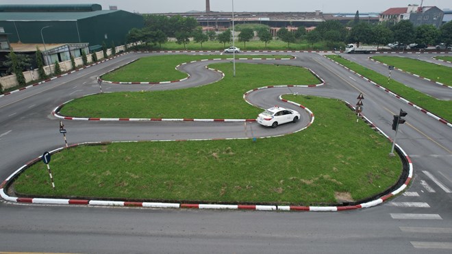 Regulations on driving training and testing take effect from 31. 3. Photo: Xuyen Dong