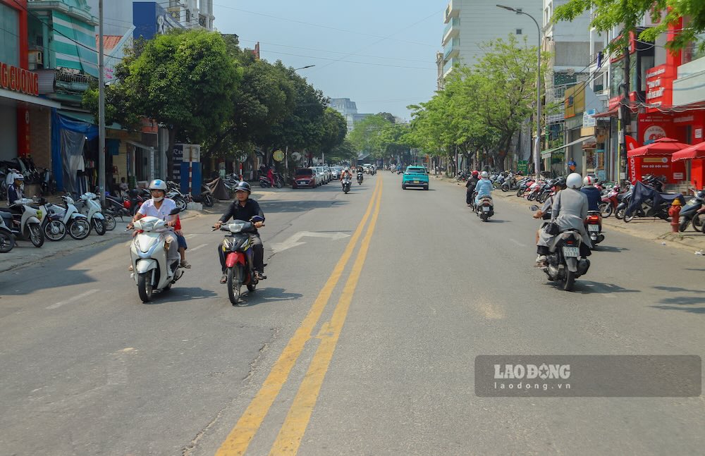 Chủ đầu tư yêu cầu nhà thầu phải thi công chậm nhất trước ngày 23.3 và gửi kế hoạch huy động nhân lực, vật tư trước 24.3, tuy nhiên các mốc thời gian này đều bị bỏ qua. 