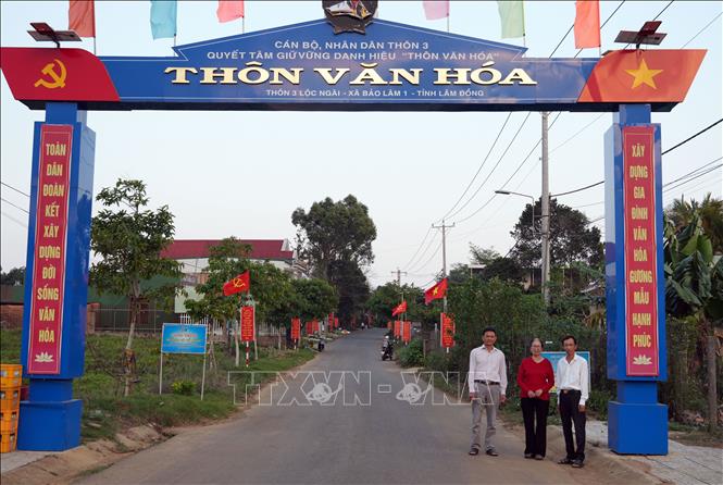 Smart Chess Road" in Bao Lam 1 commune (Lam Dong) launched and built by Loc Ngai Village Party Cell 3. Photo: Chu Quoc Hung/VNA