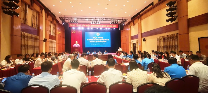 Hanoi City Labor Federation organizes the 3rd (expanded) Executive Committee Conference, term XVIII. Photo: Hai Ha