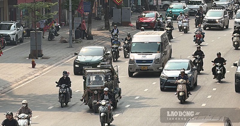 Weather today 2/4: Miền Bắc dịu mát buổi sáng, chiều có nắng