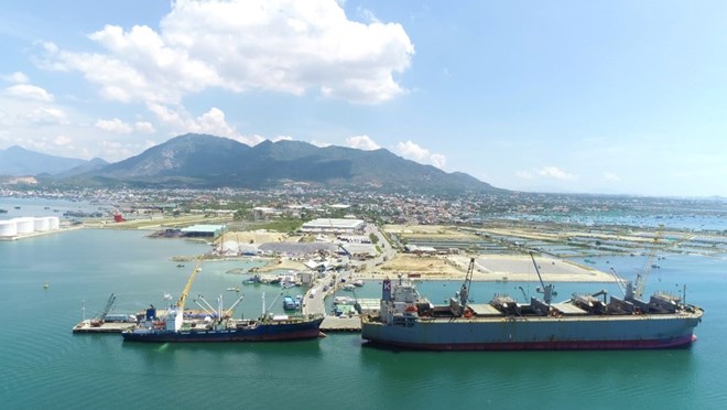 The Ministry of National Defense has just announced 3 administrative procedures implemented in the electronic environment in the field of National Defense Works Protection and Military Zones. In the photo is a corner of Cam Ranh International Port. Photo: VGP