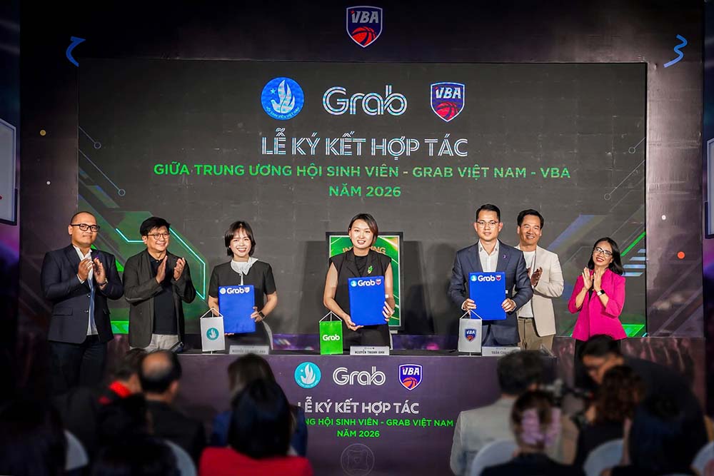 VBA coordinates with Grab and the Vietnam Student Association to deploy student basketball activities in 2026. Photo: VBA