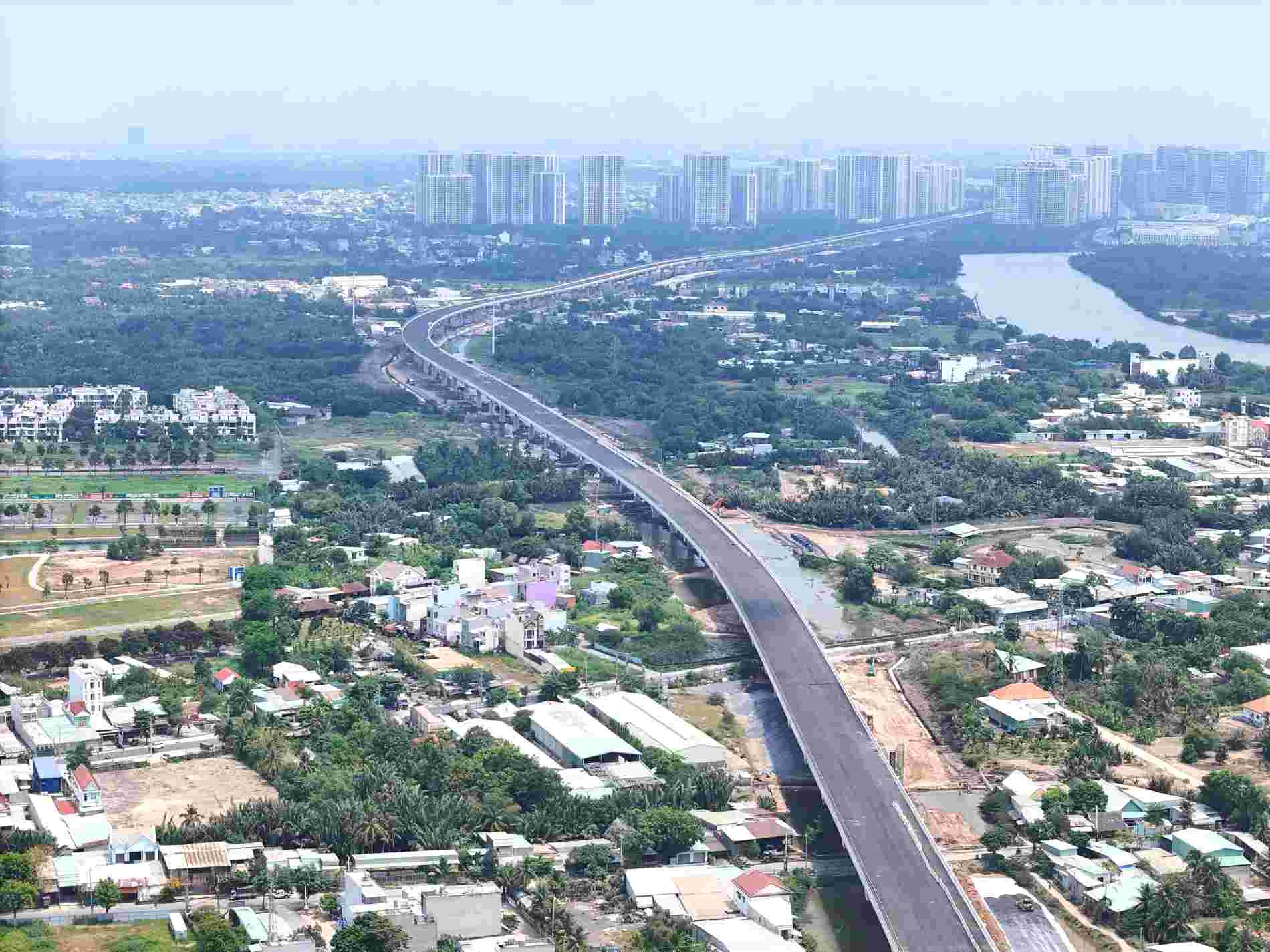 Vành đai 3 TPHCM sẽ thông xe toàn tuyến trước 30.6.2026.  Ảnh: Minh Quân