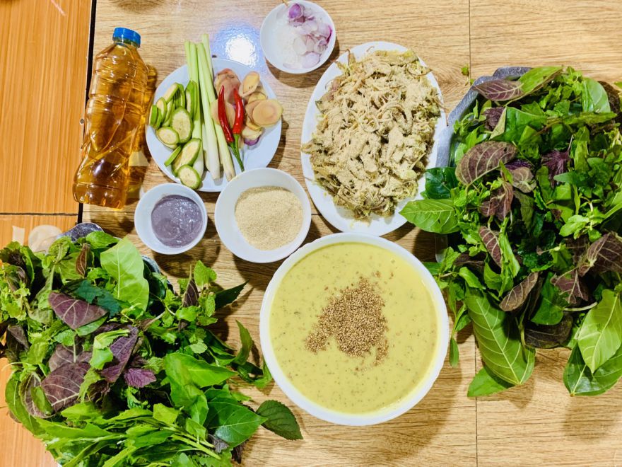 Enchanting sardines salad with the refreshing taste of Nghia Hung sea (Ninh Binh). Photo: Ky Lam