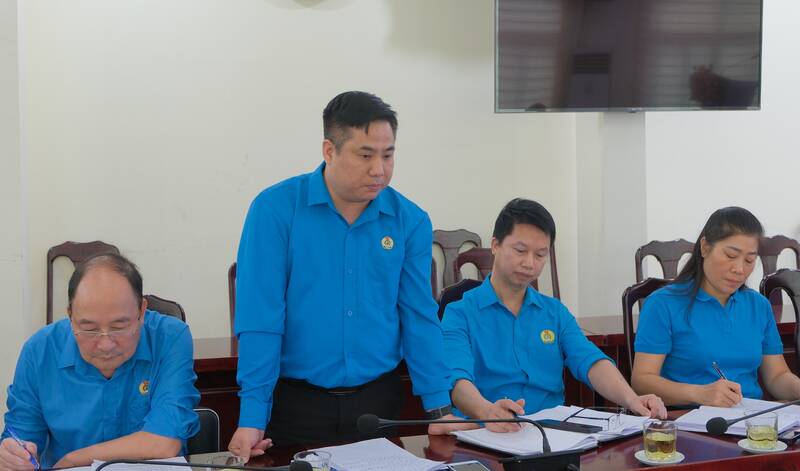 LĐLĐ tỉnh Tuyên Quang thực hiện tốt công tác chăm lo, bảo vệ quyền lợi người lao động. Ảnh: Hoàng Yến