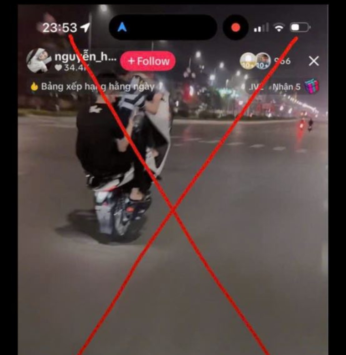 Nhóm đối tượng bốc đầu xe bị Công an Hưng Yên xử lý. Ảnh: Công an Hưng Yên