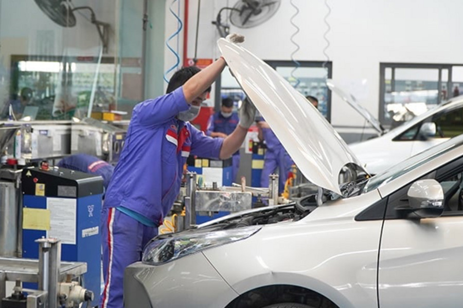 Basis for determining the year of manufacture of motor vehicles