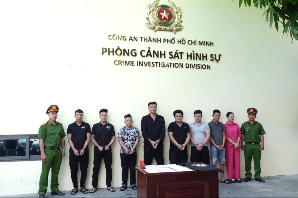 Nhóm đòi nợ thuê sa lưới. Ảnh: Công an