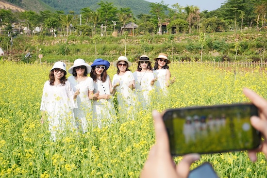 Da Nang is focusing on innovating products and standardizing service quality to realize the goal of sustainable tourism development. Photo: Tran Thi