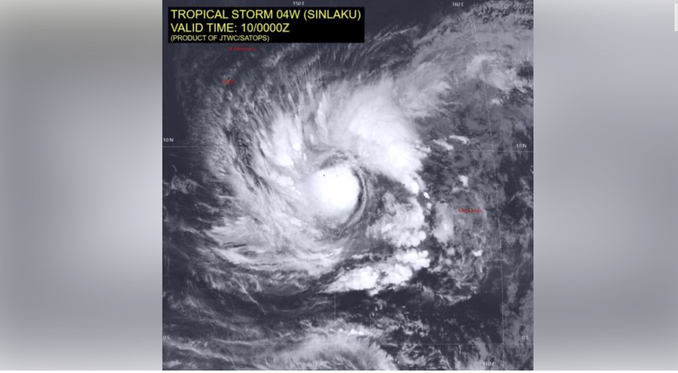 Typhoon Sinlaku strengthens as it approaches Guam on April 10. Photo: JTWC