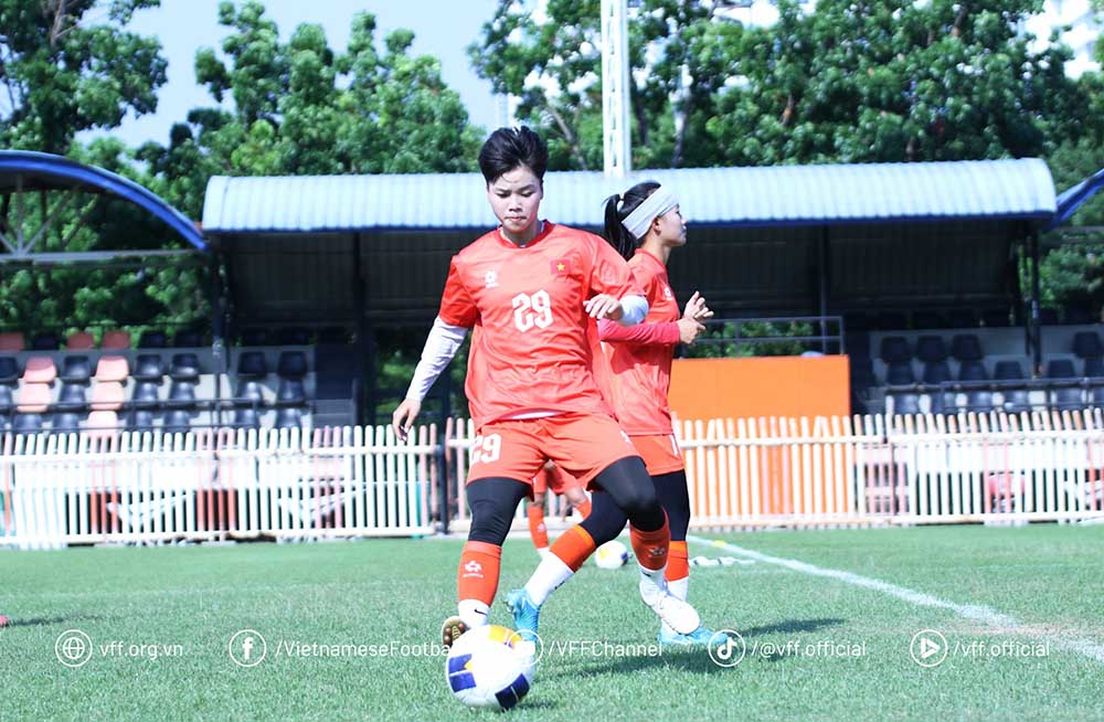 U20 nữ Việt Nam quyết tâm tạo bất ngờ trước U20 nữ Nhật Bản ở tứ kết. Ảnh: VFF