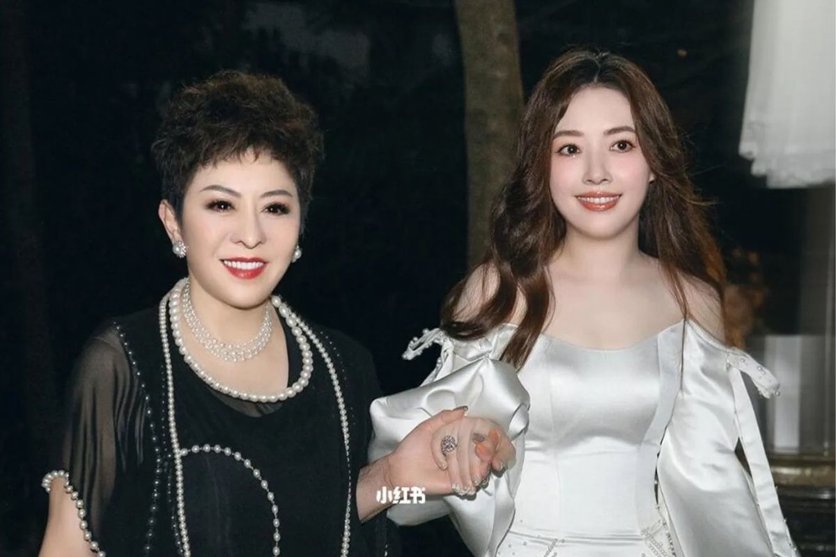 Entertainment mogul Tran Lam and daughter-in-law actress Quach Bich Dinh. Photo: Xinhua