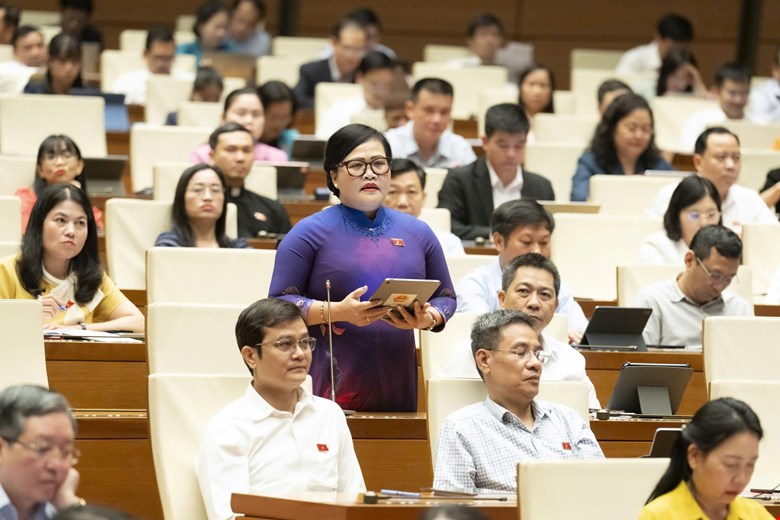 Đại biểu Nguyễn Thị Sửu (đoàn TP. Huế). Ảnh: Quochoi.vn