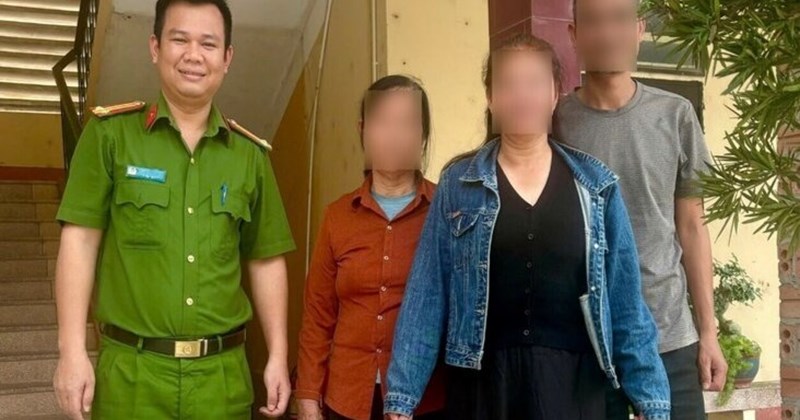 Công an hỗ trợ đoàn tụ gia đình sau 30 năm xa cách