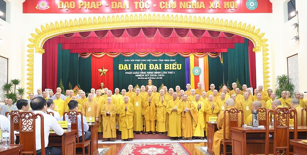The Congress unified the personnel of the Executive Board of the Vietnam Buddhist Sangha of Ninh Binh province for the first time, term 2026 - 2031, including 79 members. Photo: Dieu Anh