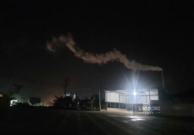 Khói bụi bủa vây khu dân cư cạnh nhà máy viên nén gỗ ở Phú Thọ