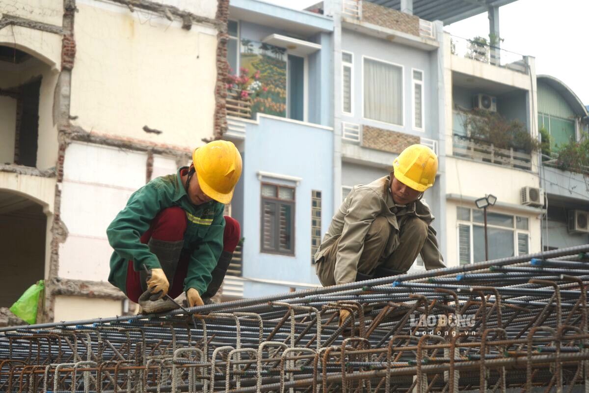 Công tác bảo đảm an toàn vệ sinh lao động được chú trọng. Ảnh: Mai Dung