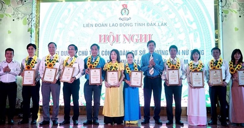 Đắk Lắk: Công đoàn vinh danh gia đình cán bộ, công chức tiêu biểu