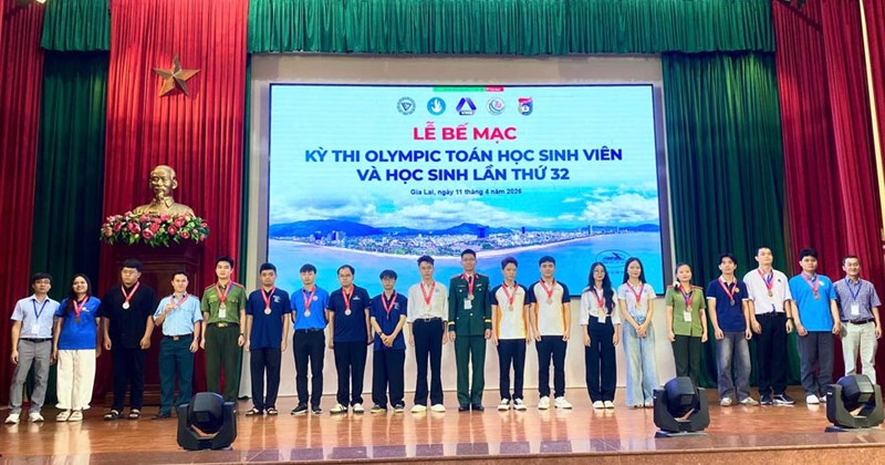 Đại học Quy Nhơn trao giải Olympic Toán học sinh viên toàn quốc