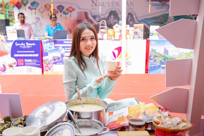 Ẩm thực là một trong những điểm chạm không thể thiếu khi du khách đến du lịch Đà Nẵng. Ảnh: Sở VHTTDL