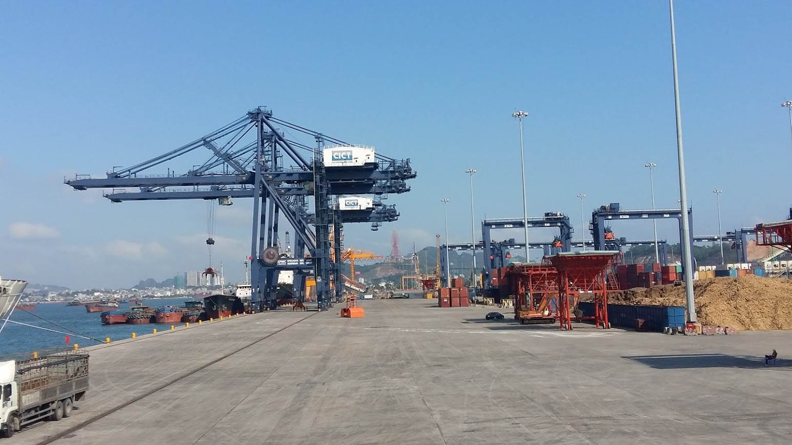 Cảng container quốc tế Cái Lân, phường Bãi Cháy, tỉnh Quảng Ninh. Ảnh: Nguyễn Hùng