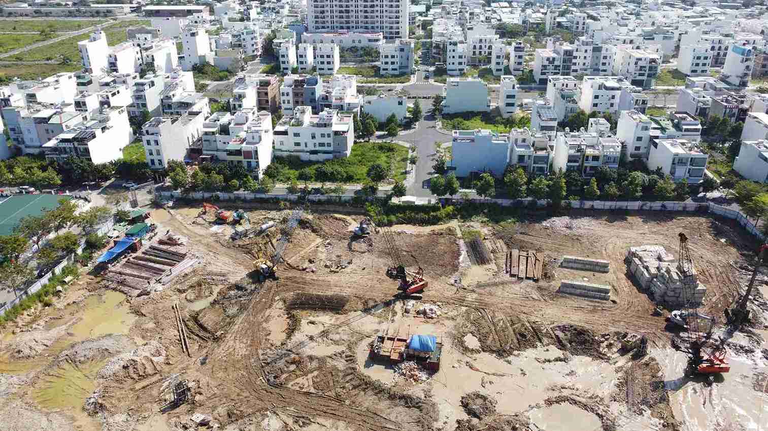 Cơ quan chức năng tại phường Nam Nha Trang sẽ kiểm tra đột xuất dự án nhà ở xã hội CT-02 nếu tiếp tục gây tiếng ồn thi công. Ảnh: Hữu Long