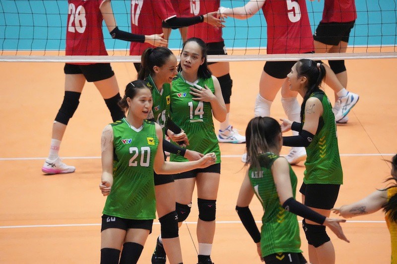 VTV Binh Dien Long An meets Geleximco Hung Yen at the national volleyball tournament. Photo: VFV