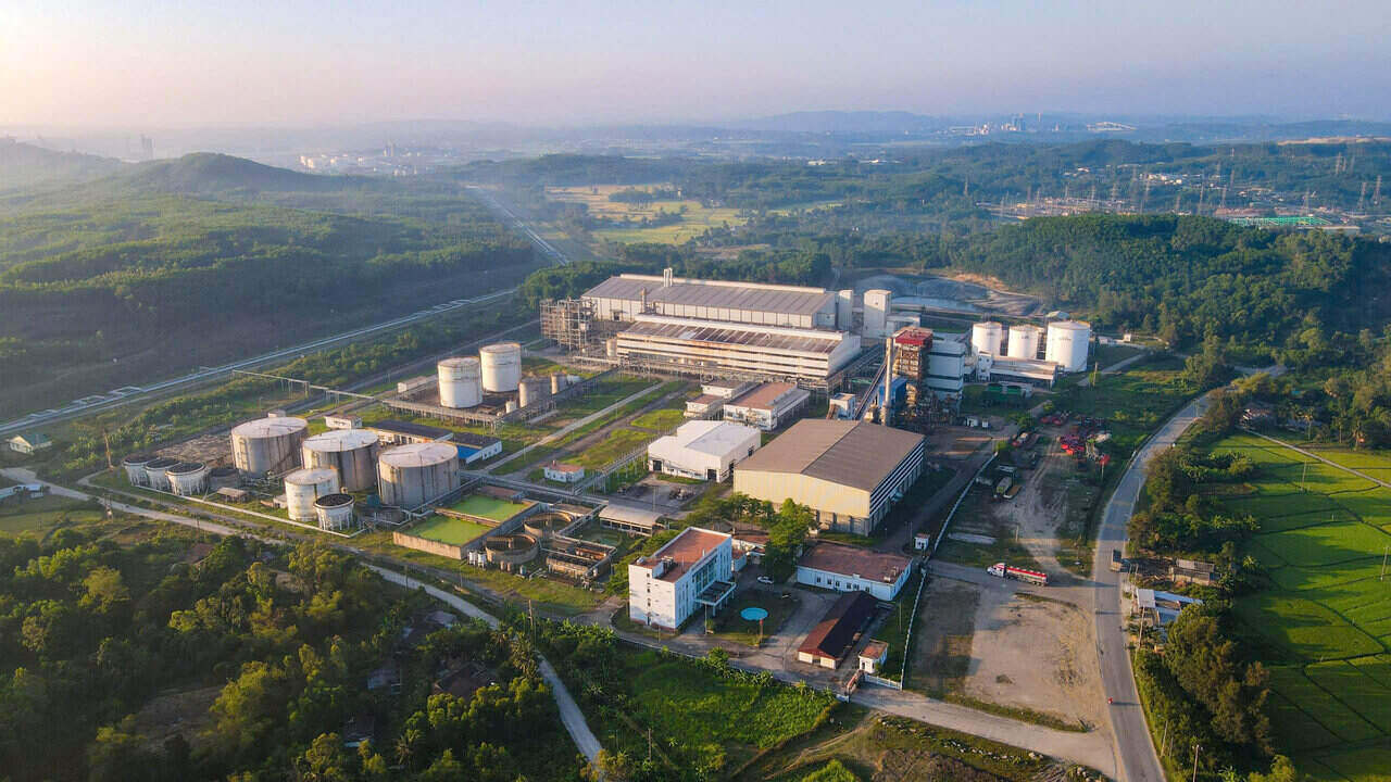 Dung Quat Biofuel Plant is the largest biofuel production facility in the Central region, with a maximum capacity of 100,000m3/year (equivalent to 80,000 tons of ethanol). Photo": Duc Chinh