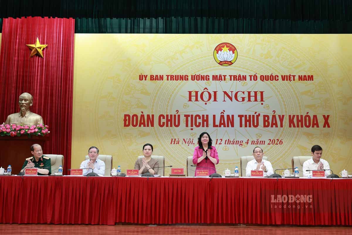 El Comité Central del Frente de la Patria de Vietnam organiza la 7a Conferencia del Presidium. Foto: Hai Nguyen