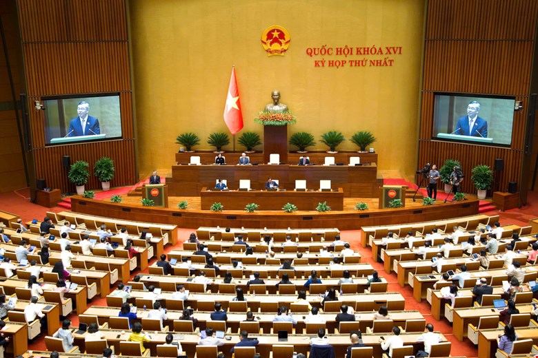 Phiên họp sáng 12.4. Ảnh: Media Quốc hội