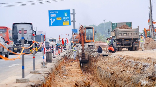 Hanoï "refroidit" les embouteillages grâce à l'amélioration des infrastructures de transport. Photo: Comité de maintenance de Hanoï