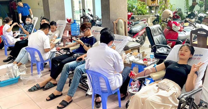 Trường Cao đẳng Phương Đông Đà Nẵng tổ chức hiến máu nhân đạo