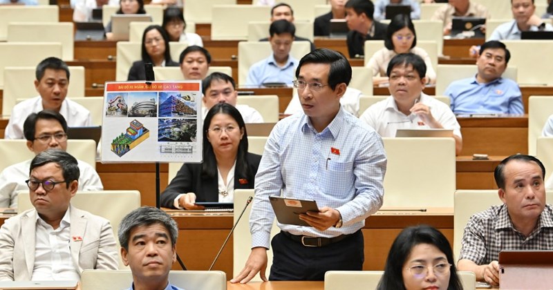 Đại biểu Quốc hội tiếp tục đề xuất Hà Nội cho phép đỗ xe vỉa hè có điều kiện